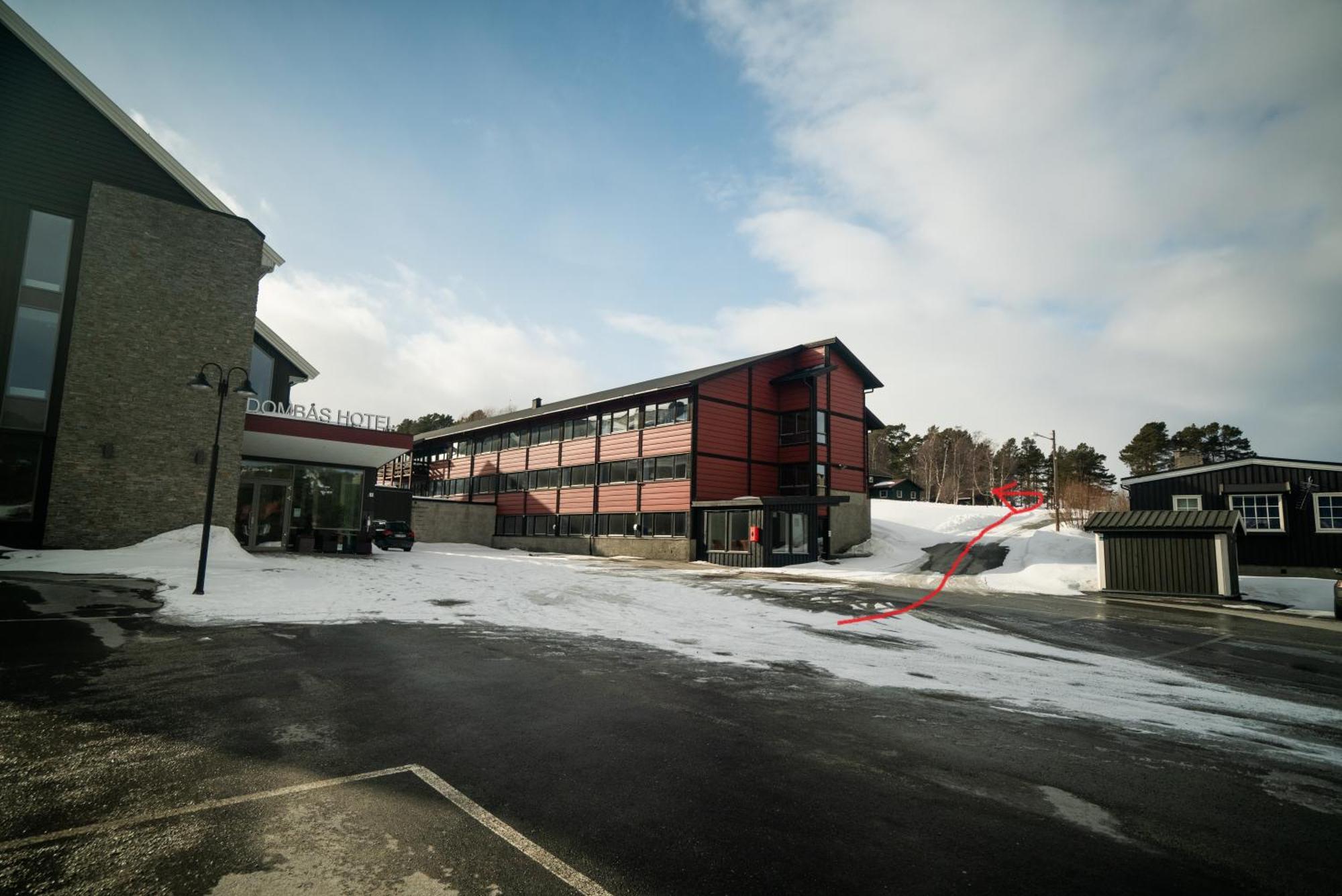 Dombastun Motel Extérieur photo